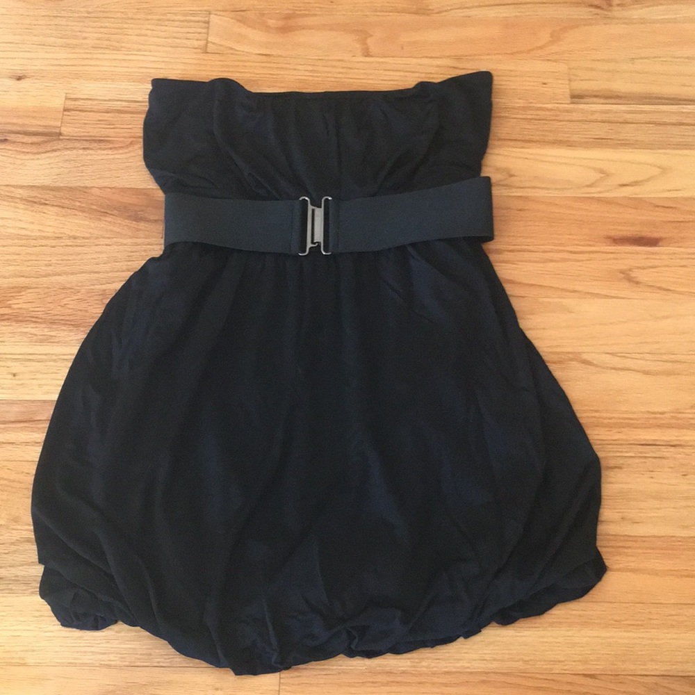Forever 21 Strapless Mini Dress Size Small